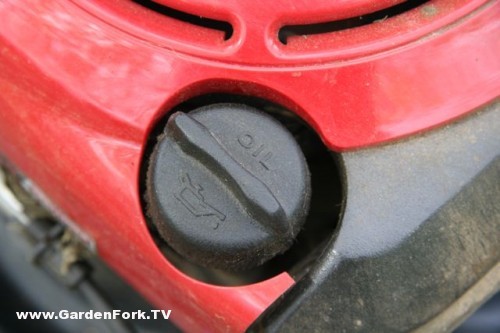 lawnmower-tune-up-and-oil-change-tips-4