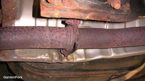 Cheap and Easy temporary Exhaust Flexi Pipe Repair done with a clamp on   part 