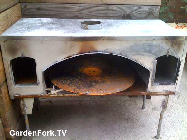 Metal Home Made Pizza Oven