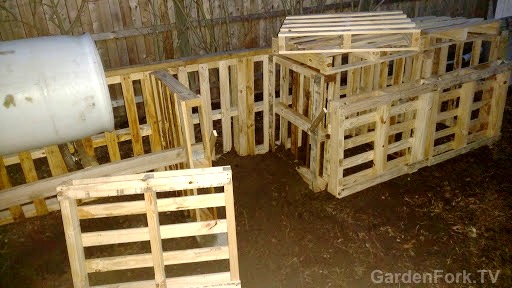 Homemade Pallet Compost Bins