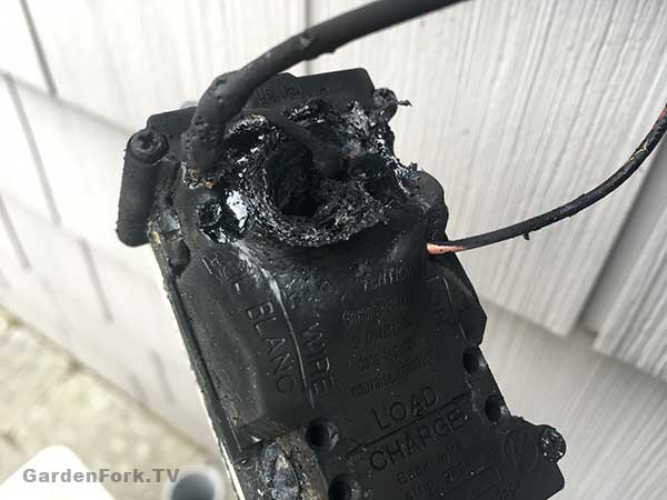 replace a GFCI outlet